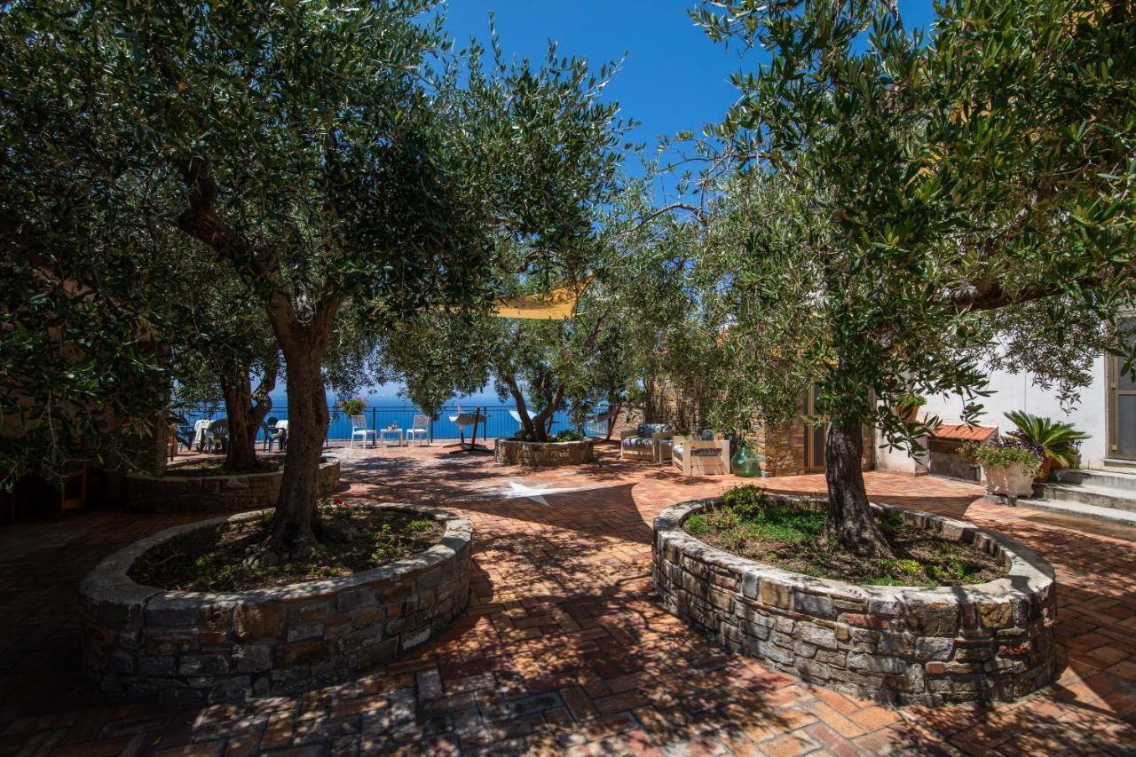 Bed and Breakfast Madonna Della Scala Кастеллабате Экстерьер фото